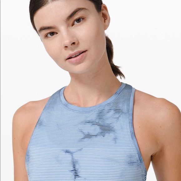 NWT Lululemon Swiftly Tech High Neck Racerback Tank 2.0
Shibori Stripe True Navy - Picture 4 of 9